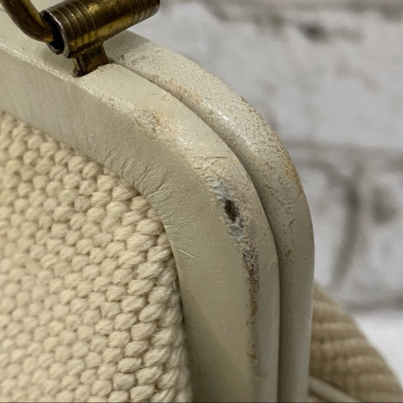 Vintage Beige Floral Needlepoint Clutch Handbag - Picture 15 of 16